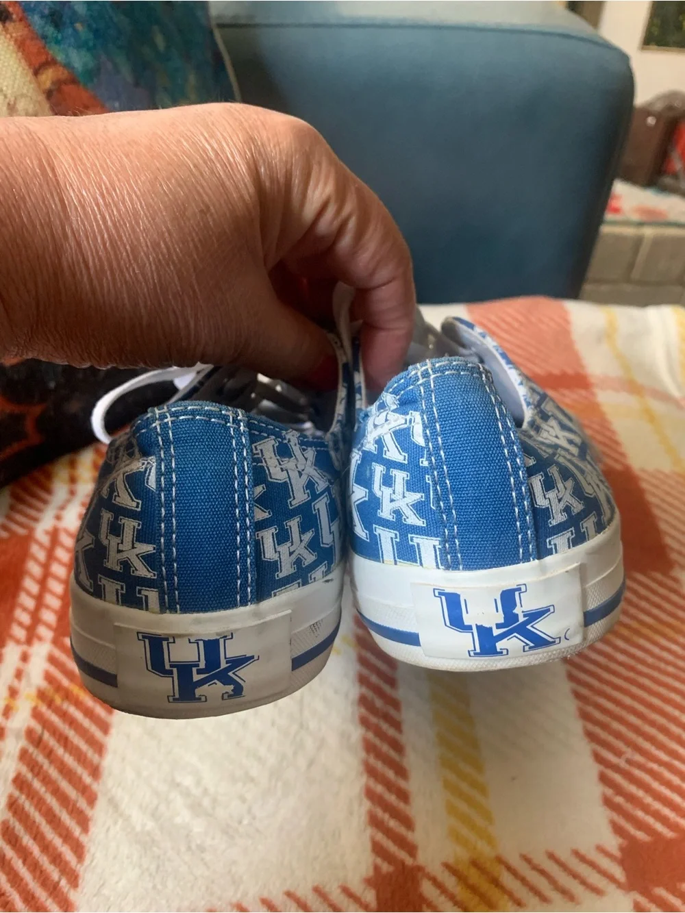 Row|One Kentucky Wildcats All Over Print Canvas Sneakers, Women’s 8, Men’s 6.5